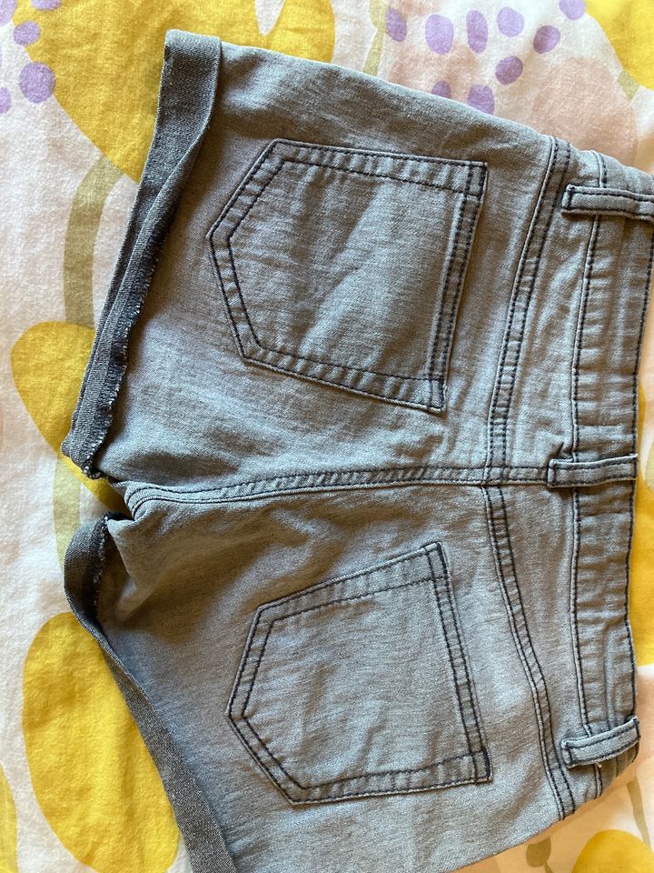 Jeansshort 130cm United Colors of Benneton in Radeburg