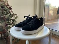 Lauren Ralph Lauren Sneaker, Schwarz, Größe 38, Wildleder Düsseldorf - Garath Vorschau