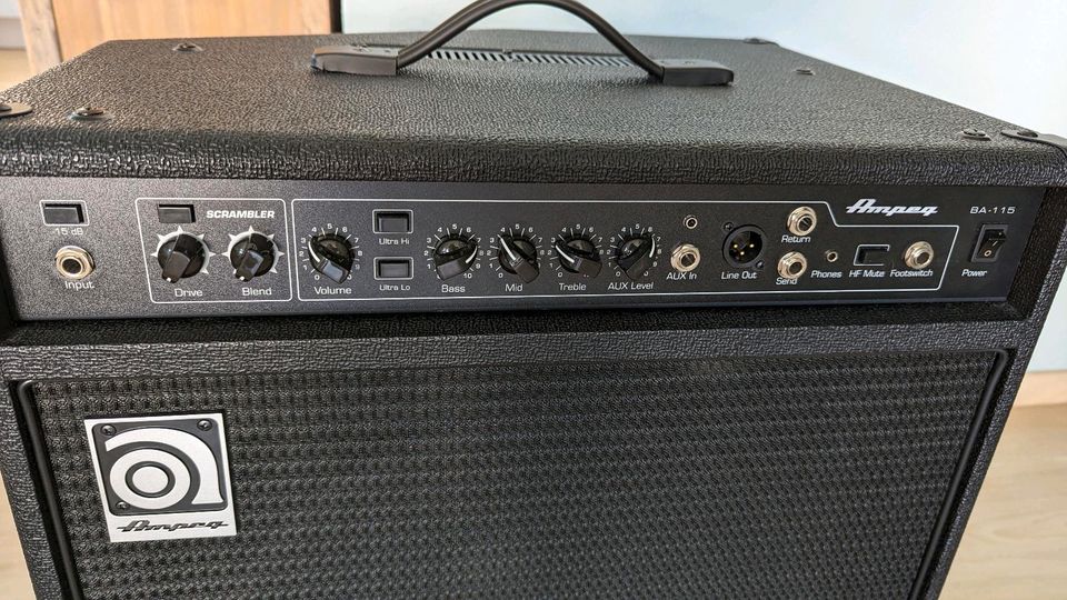 Ampeg BA 115  V2 Bass Combo in Kempten