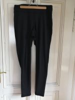 Sportleggings Gr. M active Tchibo schwarz Hessen - Kassel Vorschau