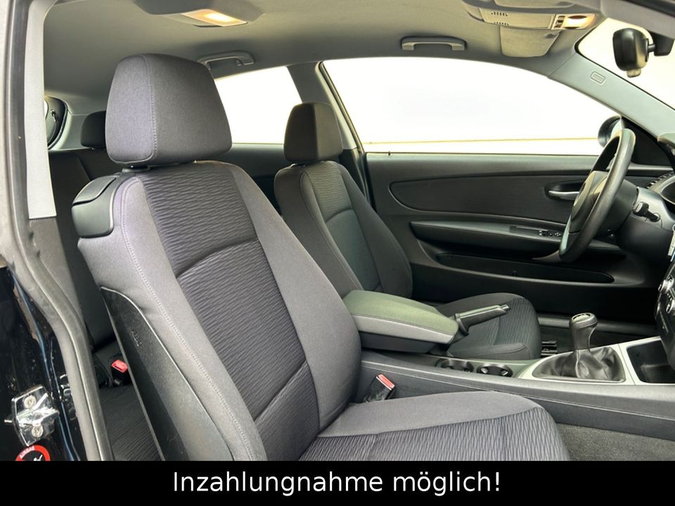 BMW 118 Baureihe 1 Lim. 118i Bi-Xenon Klimaauto Allu in Kämpfelbach