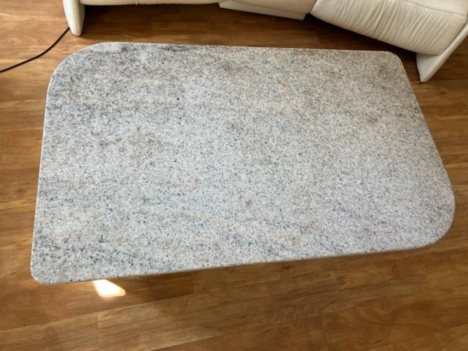 Couchtisch / Wohnzimmertisch Stein Sonderanfertigung Höhe 61cm in Durmersheim