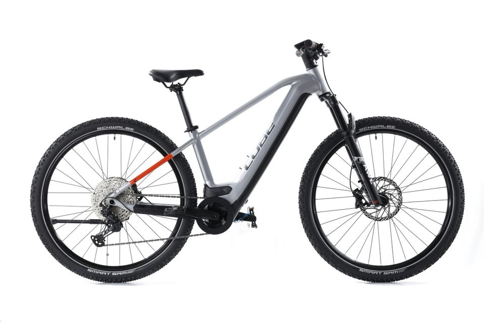 Cube Reaction Hybrid SL 750 - 2022 - M | nur 426 km | Bosch Performance Line CX (85 Nm) 750 Wh | UVP 3.799 € | 1 Jahr Garantie | E Bike Hardtail E-Mountainbike in Ottobrunn