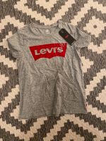 Damen T-Shirt LEVI‘S in Grau, Größe S mit Logo Pankow - Prenzlauer Berg Vorschau