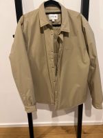 Lacoste puffer Hemdjacke Beige Größe 41 (US M/L) München - Au-Haidhausen Vorschau