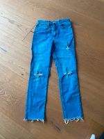 H&M Jeans mit Löchern Gr. 146 Bayern - Fürth Vorschau