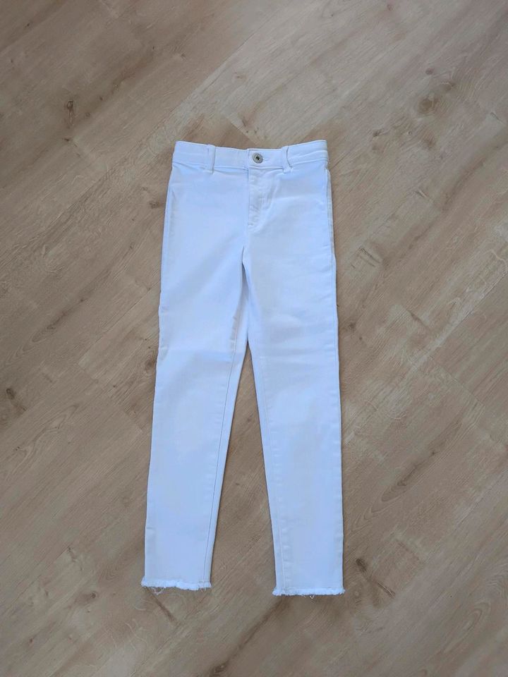 Zara Skinny Jeans 122 weiß in Ravensburg