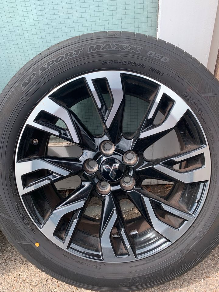 Räder Felgen Reifen, Dunlop 225/55R18, Mitsubishi Outlander ASX in Leinfelden-Echterdingen