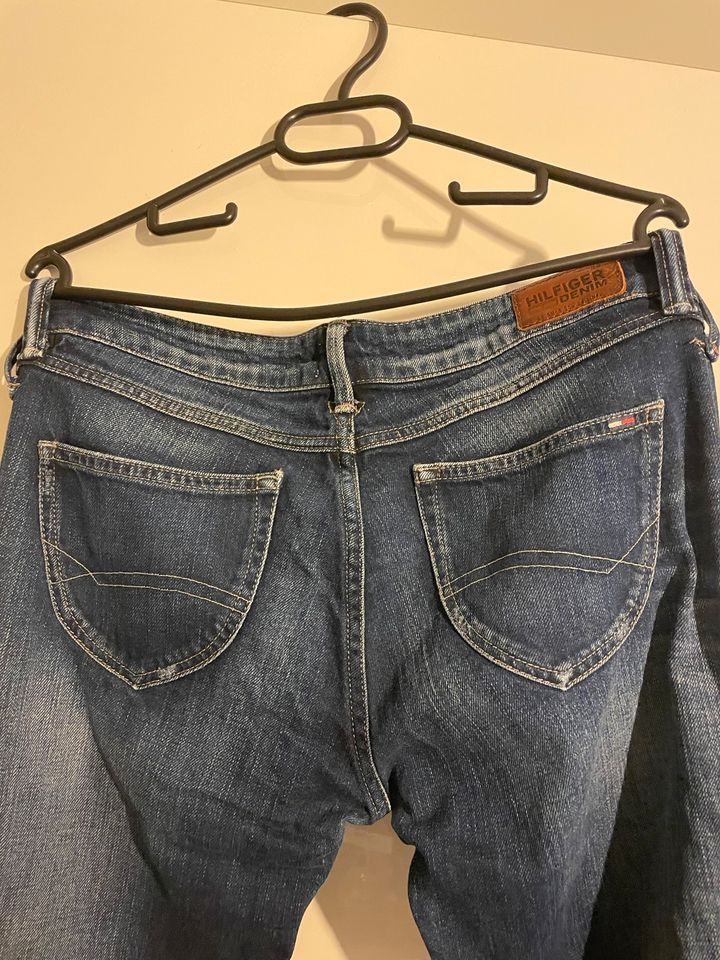 Tommy Hilfiger Jeans W 30 L 32 in Hamburg