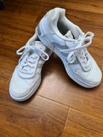 Adidas Turnschuhe/Sneaker Gr.38 Leipzig - Schleußig Vorschau