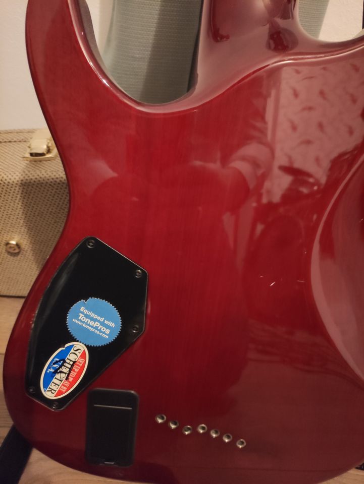 Schecter Hellraiser C7 Rot NUR TAUSCH gegen Hellraiser C1 Weiß in Dinslaken