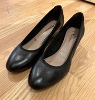 Tamaris Ballerinas mit Keilabsatz – Größe 39 – Schwarz – Wie Neu Bayern - Landsberg (Lech) Vorschau