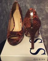 GUESS SCHUHE ORIGINAL PUMPS Frankfurt am Main - Westend Vorschau