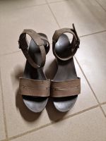 Marc O'Polo Sandalen Keilabsatz Wedges Leder beige Absatz Gr. 39 München - Bogenhausen Vorschau