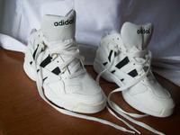 Adidas Sneaker MID Cut weiß-schwarz , US 7 ½ – NEU Hessen - Groß-Gerau Vorschau