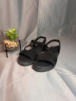 Sandalen Frauenschuhe Eu 37 Neu ✅ Nordrhein-Westfalen - Soest Vorschau