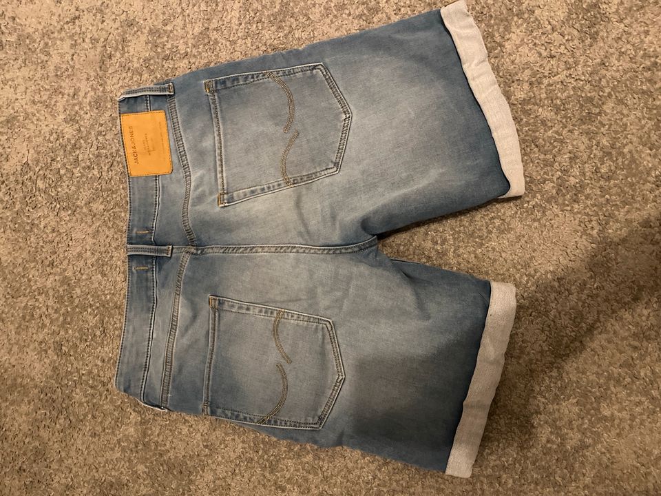 Jack&Jones kurze Jeans Hose in Lingen (Ems)