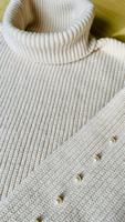 Süßes Strickkleid, wollweiß, creme, mit Perlen Gr. XS Dresden - Gompitz Vorschau