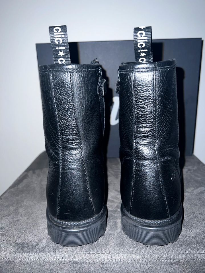 Clic Leder Stiefel schwarz Edelsteine Gr 37 wenig getragen in Bingen