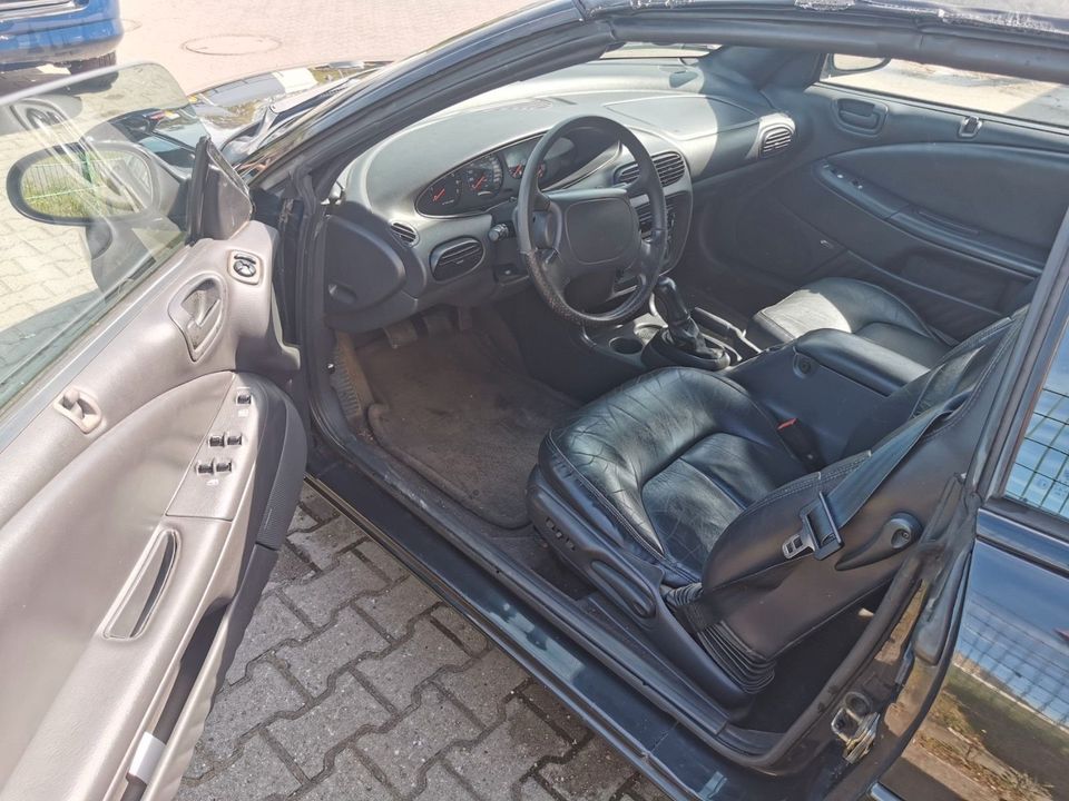 Chrysler Stratus LE mit frischem Service in Eberswalde