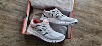 NIKE Free Run 2 NEU Rarität 44,5/10,5/28,5cm Sohlenlänge Niedersachsen - Schneverdingen Vorschau
