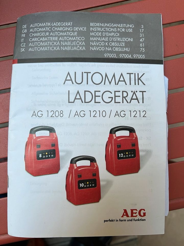 AEG Automatik Ladegerät - Autobatterie Ladegerät in Berlin