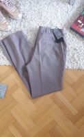 Neu Business Hose Bundfalte chic classy Class 40 grau taupe Büro Niedersachsen - Loxstedt Vorschau