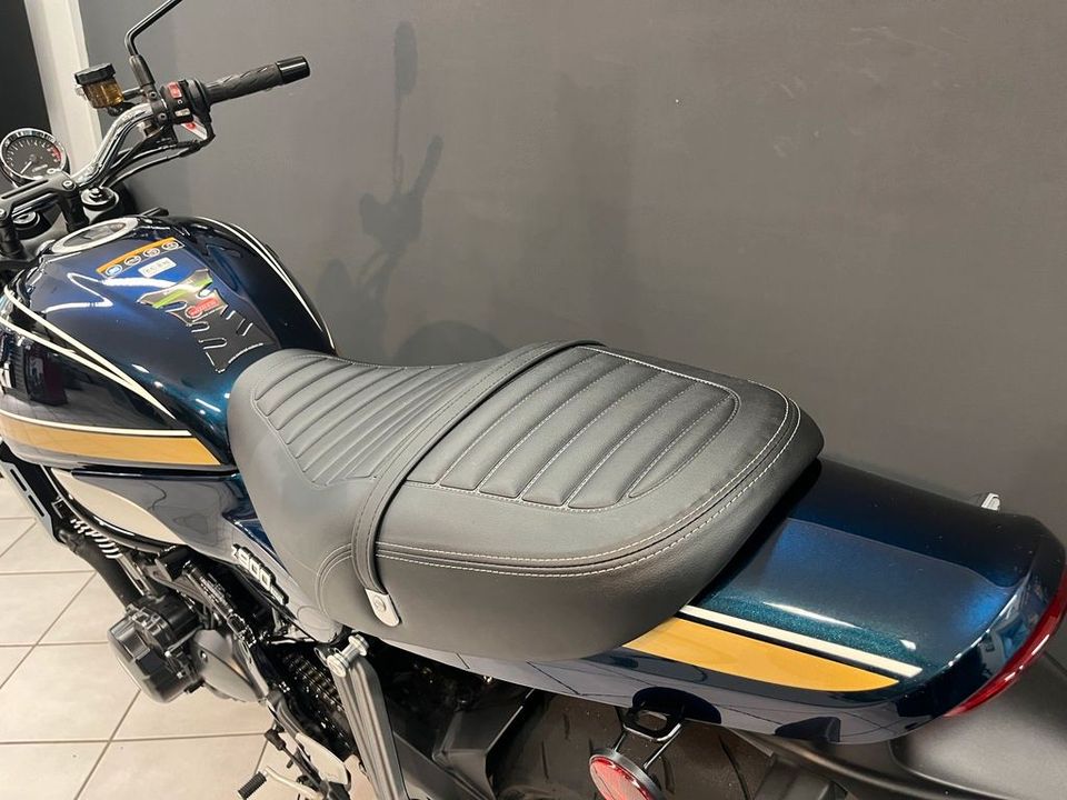 Kawasaki Z900 RS frischer Service & Vorderreifen NEU in Lindenberg im Allgäu