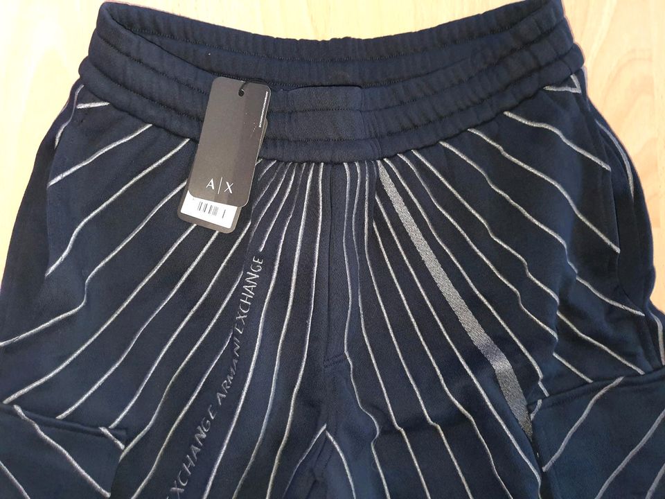 Armani Exchange Cargo shorts,Bermuda,Gr.S-M,neu in Bendorf