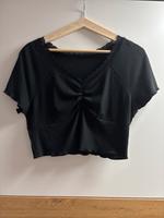 Crop top mit spitze Niedersachsen - Helmstedt Vorschau