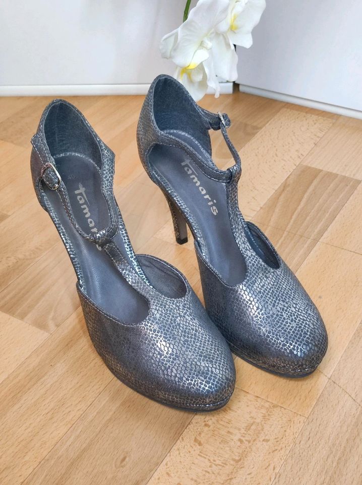 Top! Festliche Tamaris High Heel Stiletto Pumps 40 Silber Vintage in Übach-Palenberg