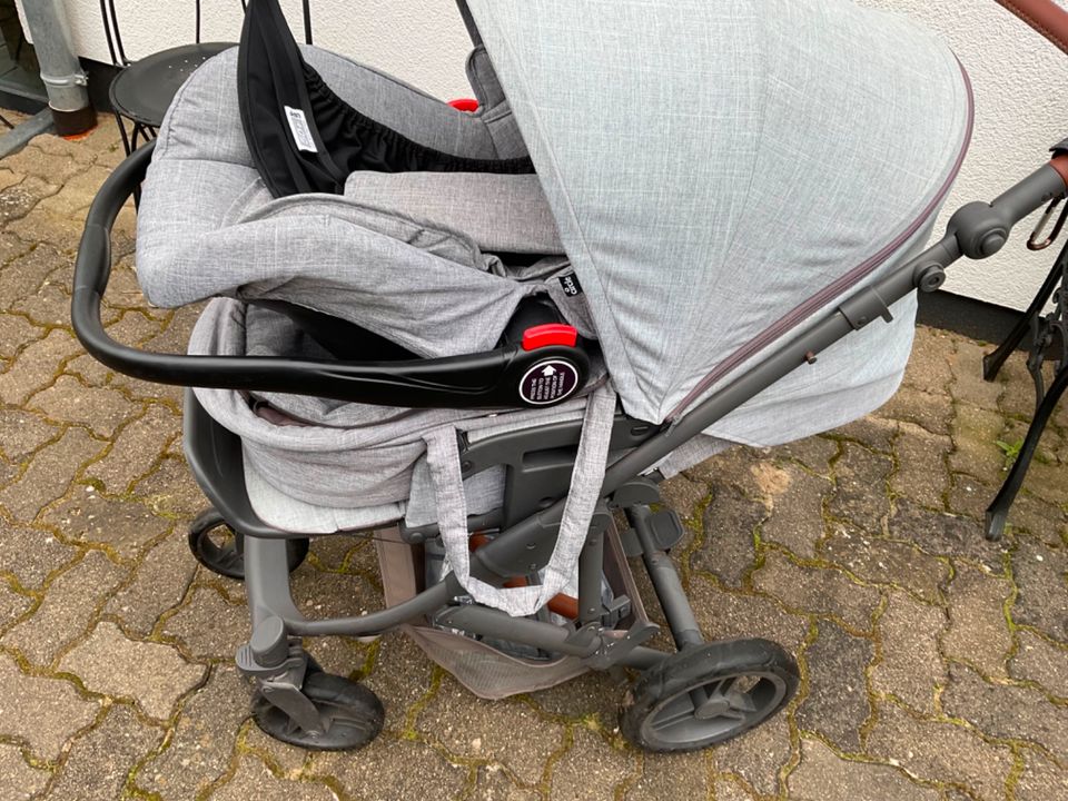 Kinderwagen CIRCLE  mit Babyschale / 2 in 1 ,grau in Kollow, Kurheim (Schwarzenbek)