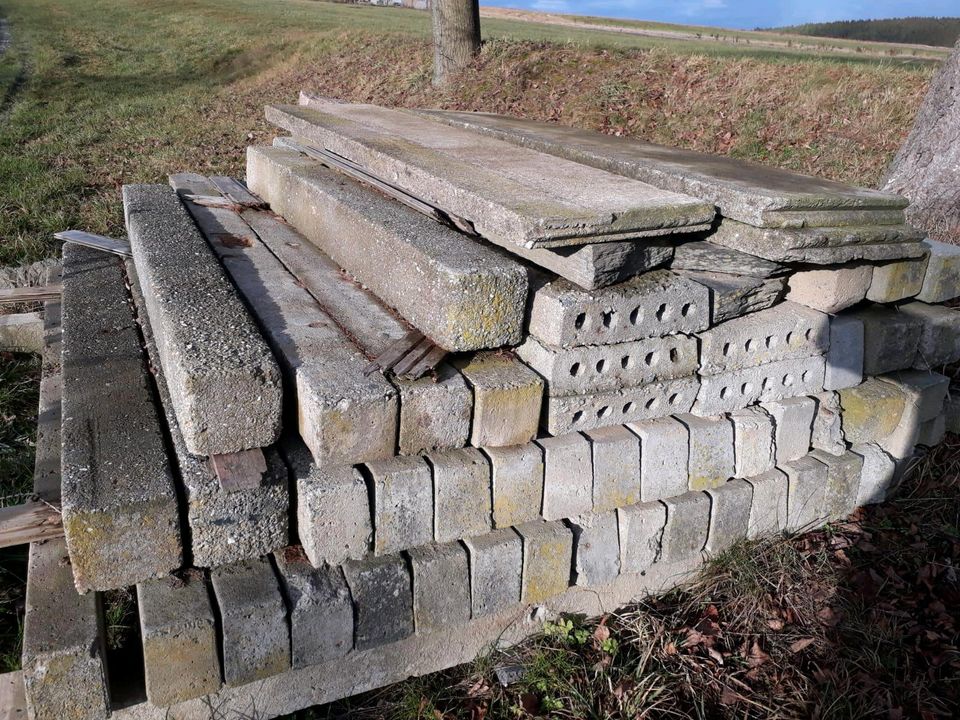 Beton Säulen in Mehltheuer Vogtl