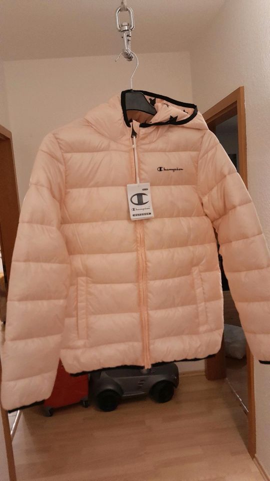 Champion jacke gr. Cm 150/155 in Hamburg