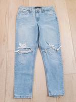 Damen Jeanshose Jeans Hose Größe 36 amisu mit Löchern Hessen - Schöneck Vorschau