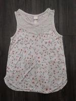 Top Gr. XS 34 36 H&M weiß mit Blumen/Spitze Sommer-Shirt Sachsen - Rabenau Vorschau