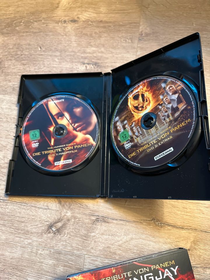 Dvd Tribute von Panem 1 + 2 + 3 + 4, Hunger Games in Esterwegen