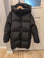 Daunenmantel Winter Gr. 140 in schwarz zu verkaufen wie neu Nordrhein-Westfalen - Höxter Vorschau