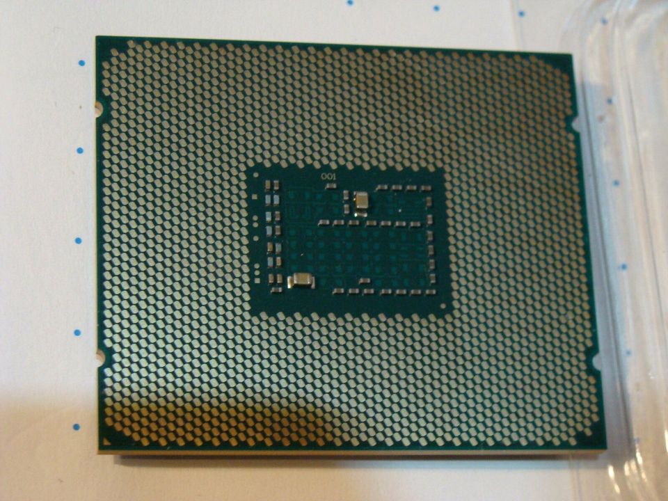Intel Xeon E5-2678 V3 in Hemmingen