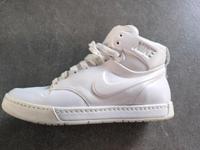 Nike Sneaker 38,5 / 7,5  weiß Nordrhein-Westfalen - Versmold Vorschau
