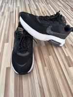 Nike Air Sportschuhe gr 39 schwarz Top Köln - Vingst Vorschau