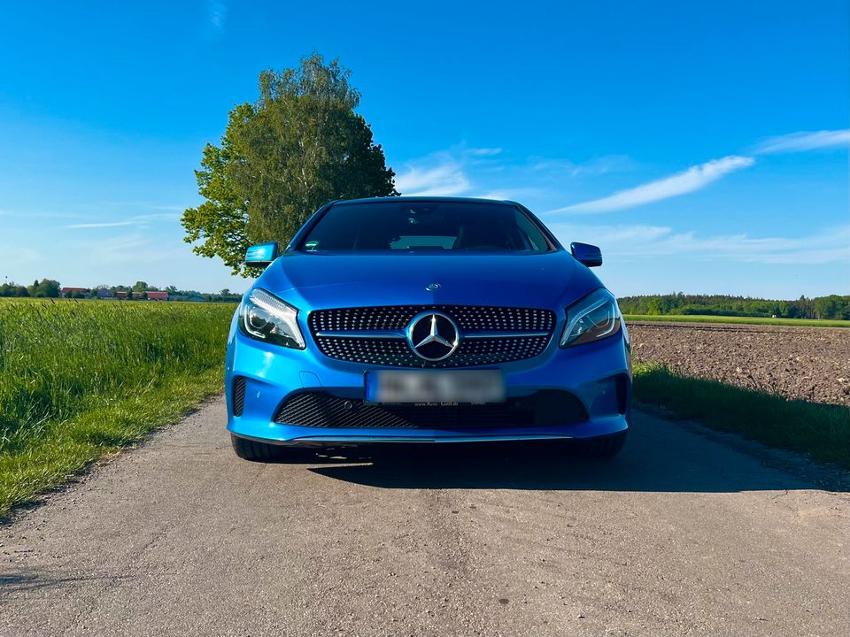 Mercedes-Benz A250 4MATIC AMG Line Ambiente-Beleuchtung in Bad Wörishofen