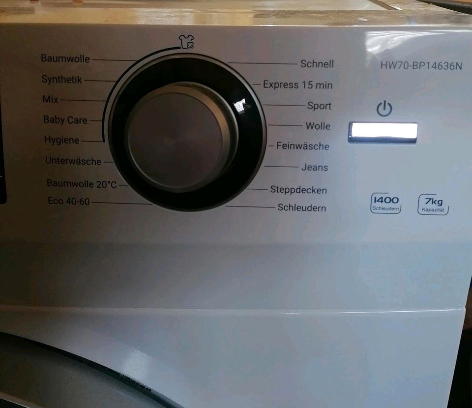 Neue Waschmaschine von Haier HW70 in Künzell