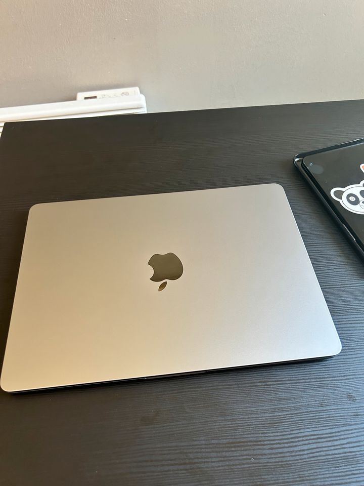 macbook air m2 13zoll 256gb in Rostock