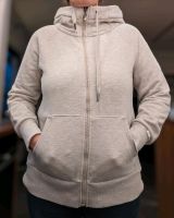 XOX Hoodie, kuschelige Sweatjacke, L, in grau/beige Nordrhein-Westfalen - Lemgo Vorschau