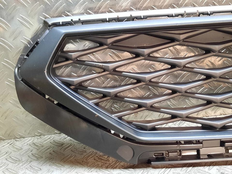 Seat Tarraco 5FJ Frontgrill Kühlergrill Grill 5fj853654d in Gelsenkirchen