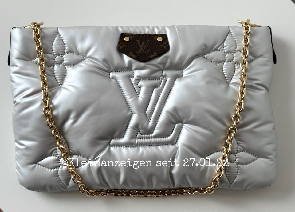 Louis Vuitton Tasche Pochette Silber aus MPA Rechnung NEU in Dörpen