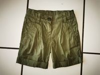 Kurze Hose Shorts Benetton grün 98 104 100 Hessen - Wiesbaden Vorschau