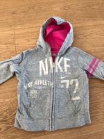 Nike Kapuzenpullover mit Reißverschluss Gr.80/86 Duisburg - Duisburg-Mitte Vorschau