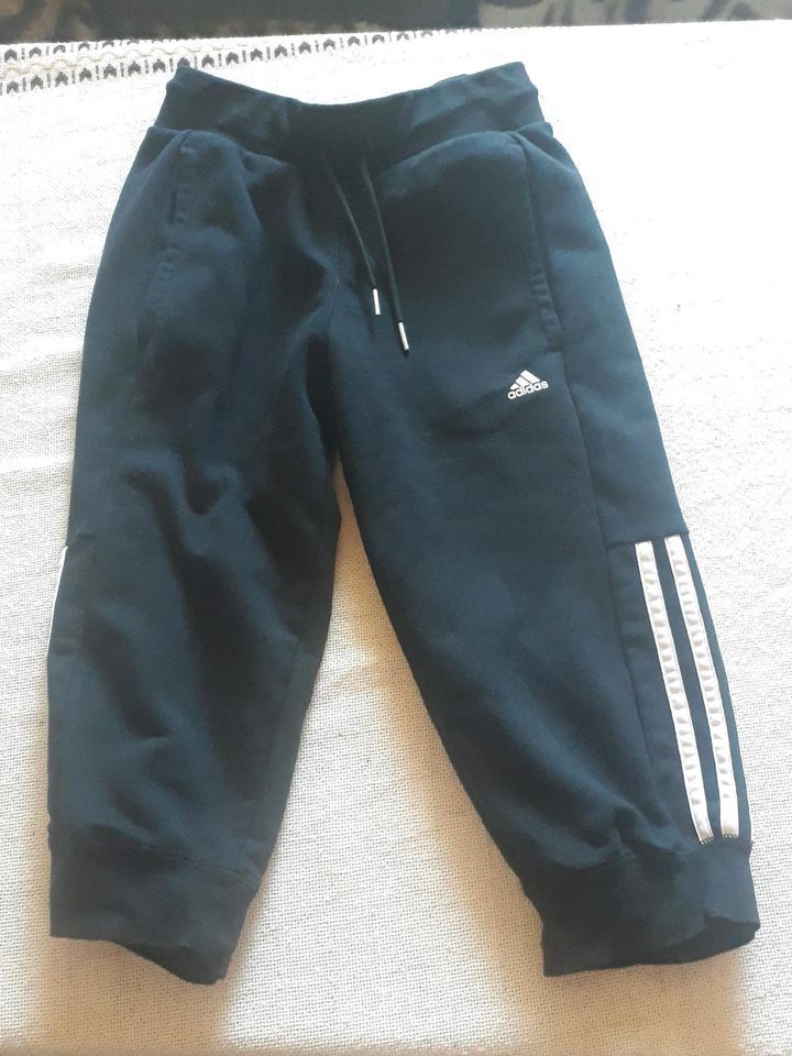 Adidas Sporthose,Gr.152,3/4 lang,climalite in Niedersachsen - Burgwedel |  eBay Kleinanzeigen ist jetzt Kleinanzeigen